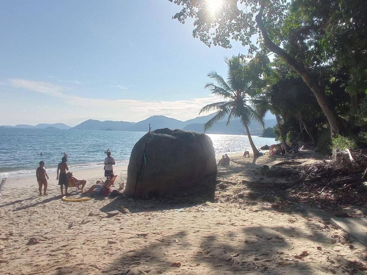 Kitnet Aconchegante A 200M Da Praia Apartment Angra dos Reis Ngoại thất bức ảnh