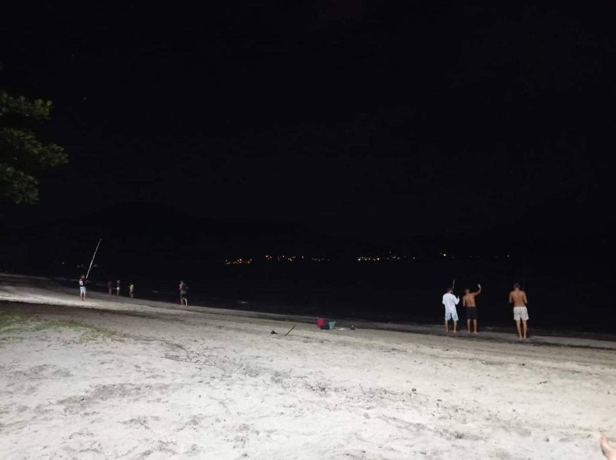Kitnet Aconchegante A 200M Da Praia Apartment Angra dos Reis Ngoại thất bức ảnh